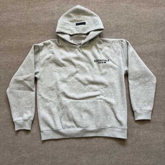 NEW Set Essentials Hoodie and Sweatpants Grey Size L - Picture 2 of 8